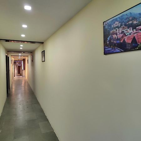 The Ashoka Inn 300Mts Walkable From Mall Road شيملا المظهر الخارجي الصورة