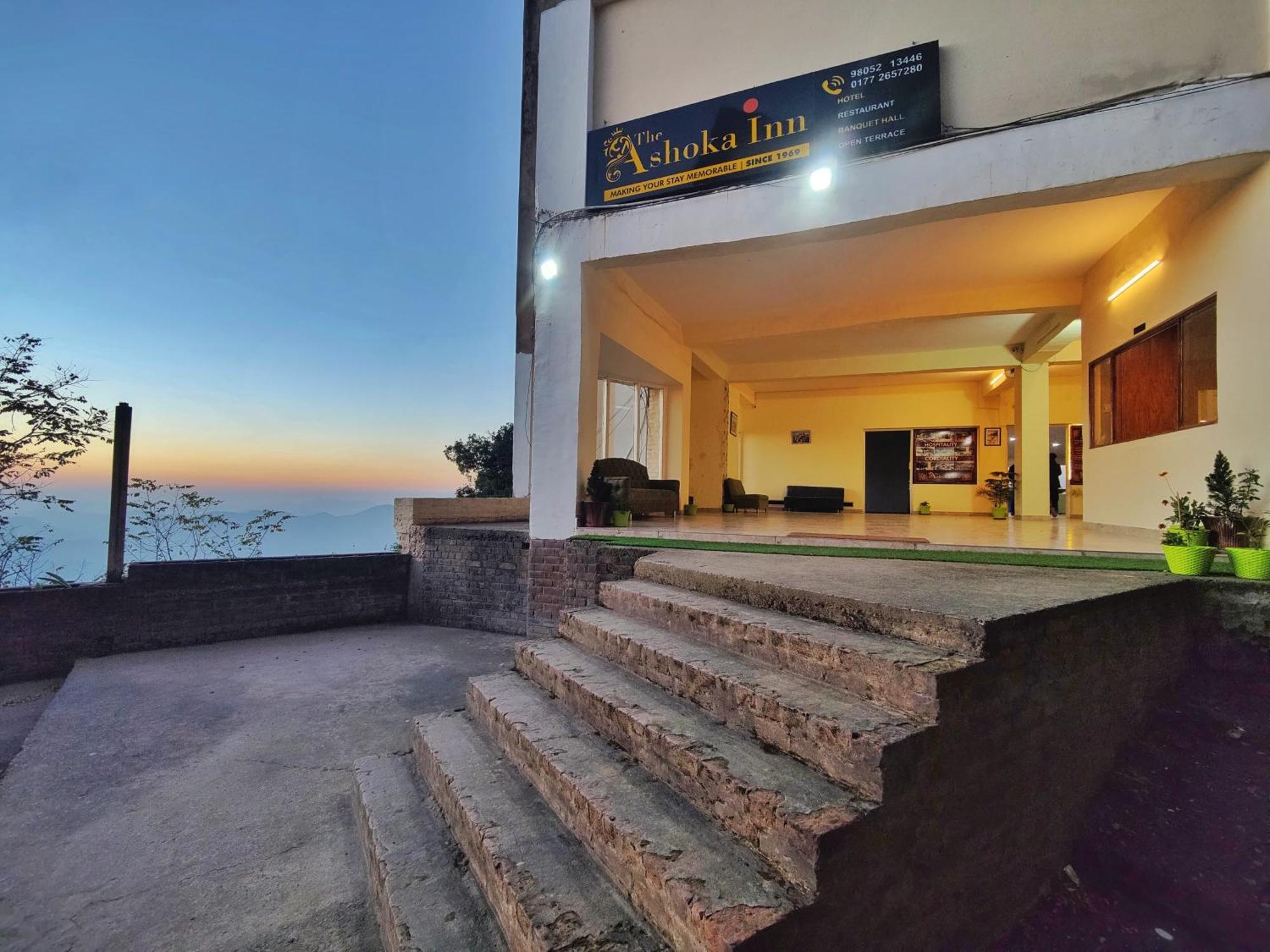 The Ashoka Inn 300Mts Walkable From Mall Road شيملا المظهر الخارجي الصورة