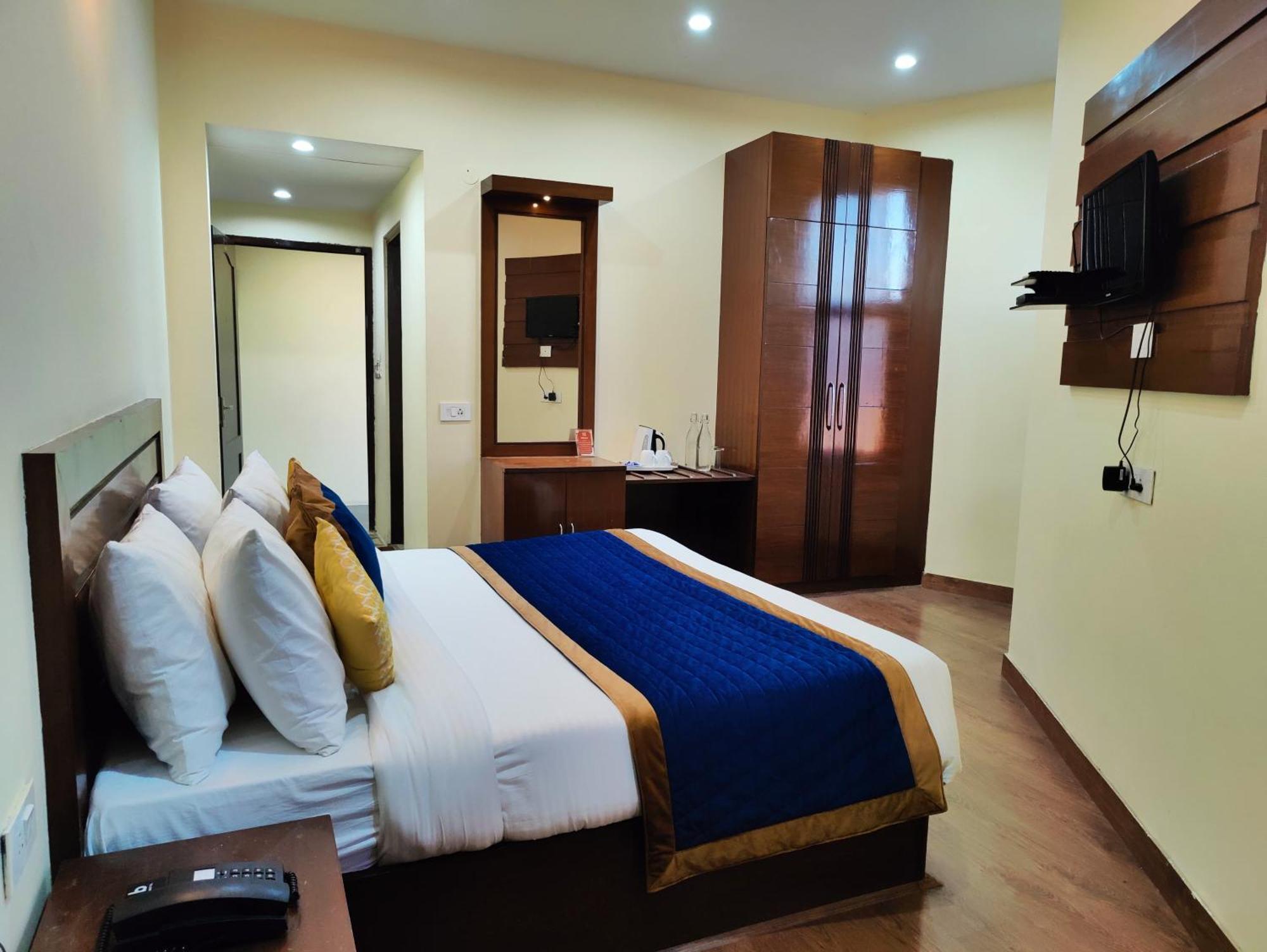 The Ashoka Inn 300Mts Walkable From Mall Road شيملا المظهر الخارجي الصورة