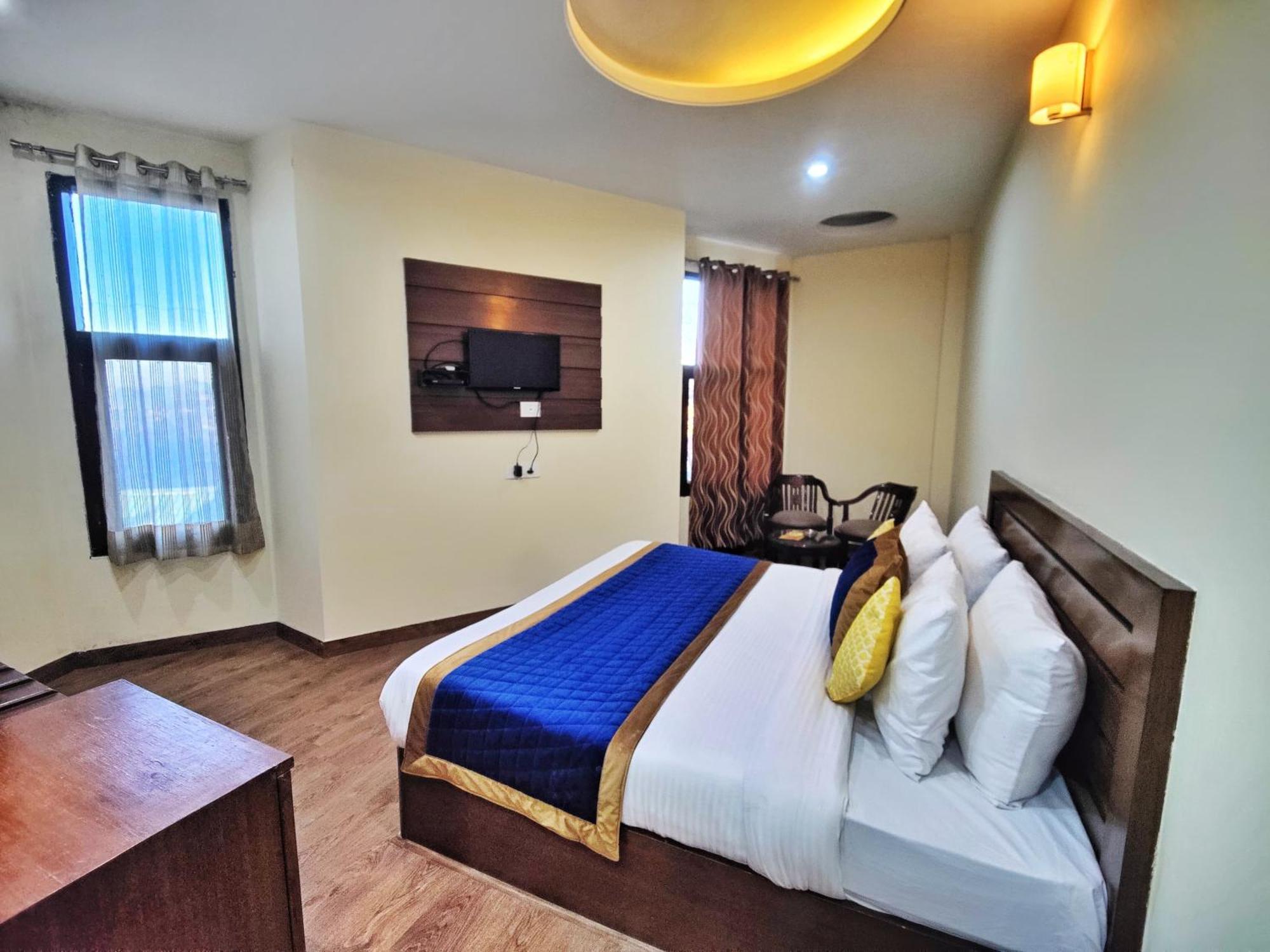 The Ashoka Inn 300Mts Walkable From Mall Road شيملا المظهر الخارجي الصورة