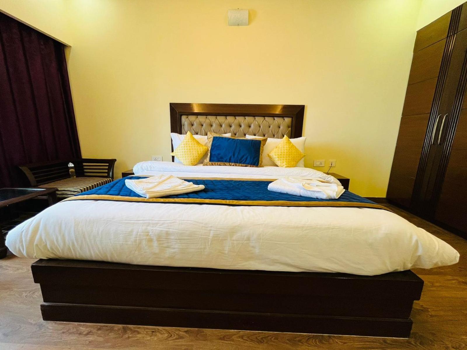 The Ashoka Inn 300Mts Walkable From Mall Road شيملا المظهر الخارجي الصورة