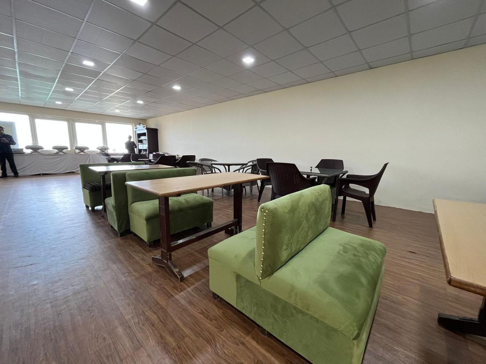 The Ashoka Inn 300Mts Walkable From Mall Road شيملا المظهر الخارجي الصورة