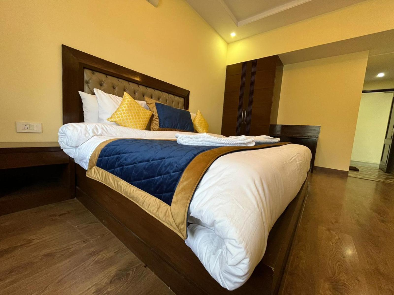The Ashoka Inn 300Mts Walkable From Mall Road شيملا المظهر الخارجي الصورة