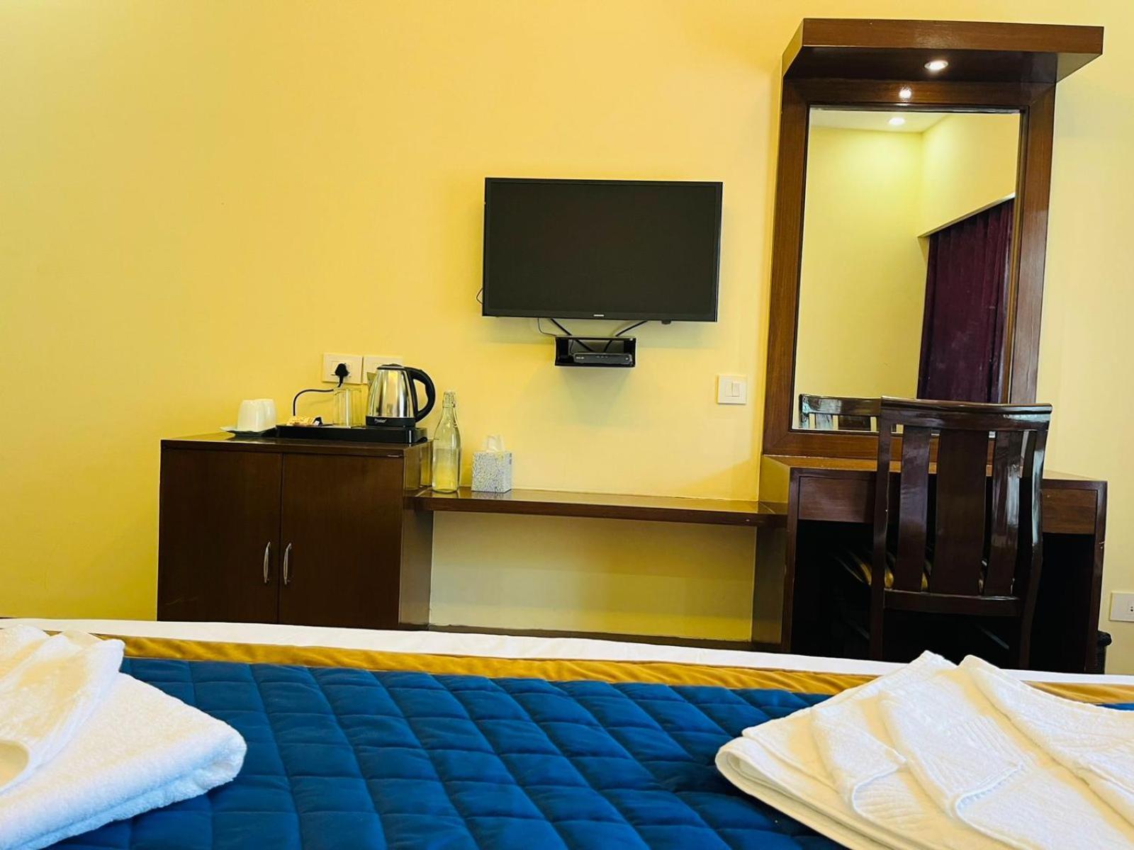 The Ashoka Inn 300Mts Walkable From Mall Road شيملا المظهر الخارجي الصورة