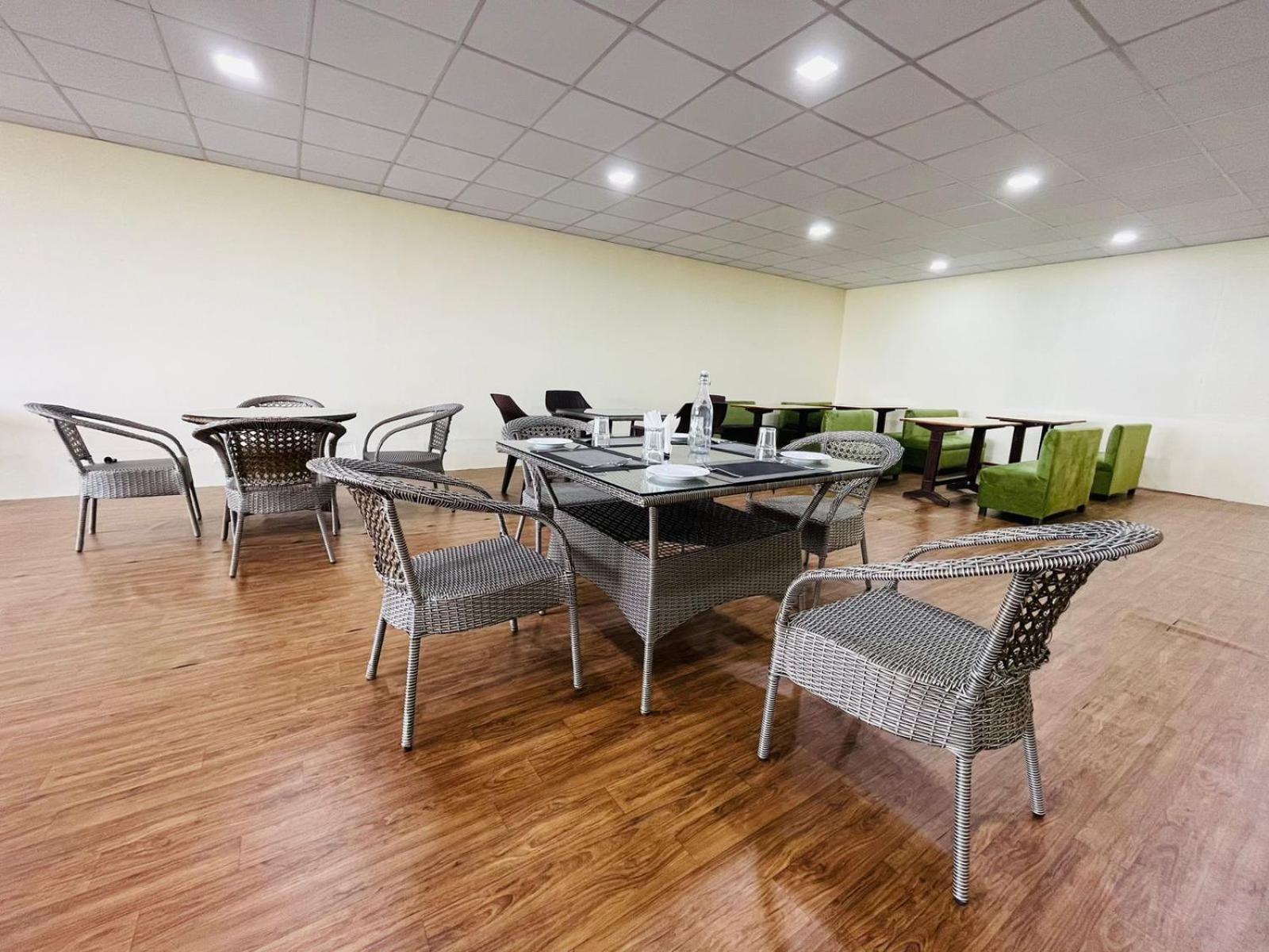 The Ashoka Inn 300Mts Walkable From Mall Road شيملا المظهر الخارجي الصورة