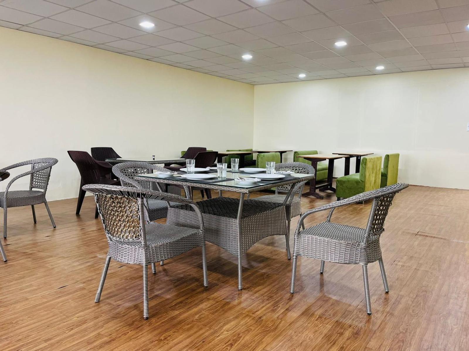 The Ashoka Inn 300Mts Walkable From Mall Road شيملا المظهر الخارجي الصورة